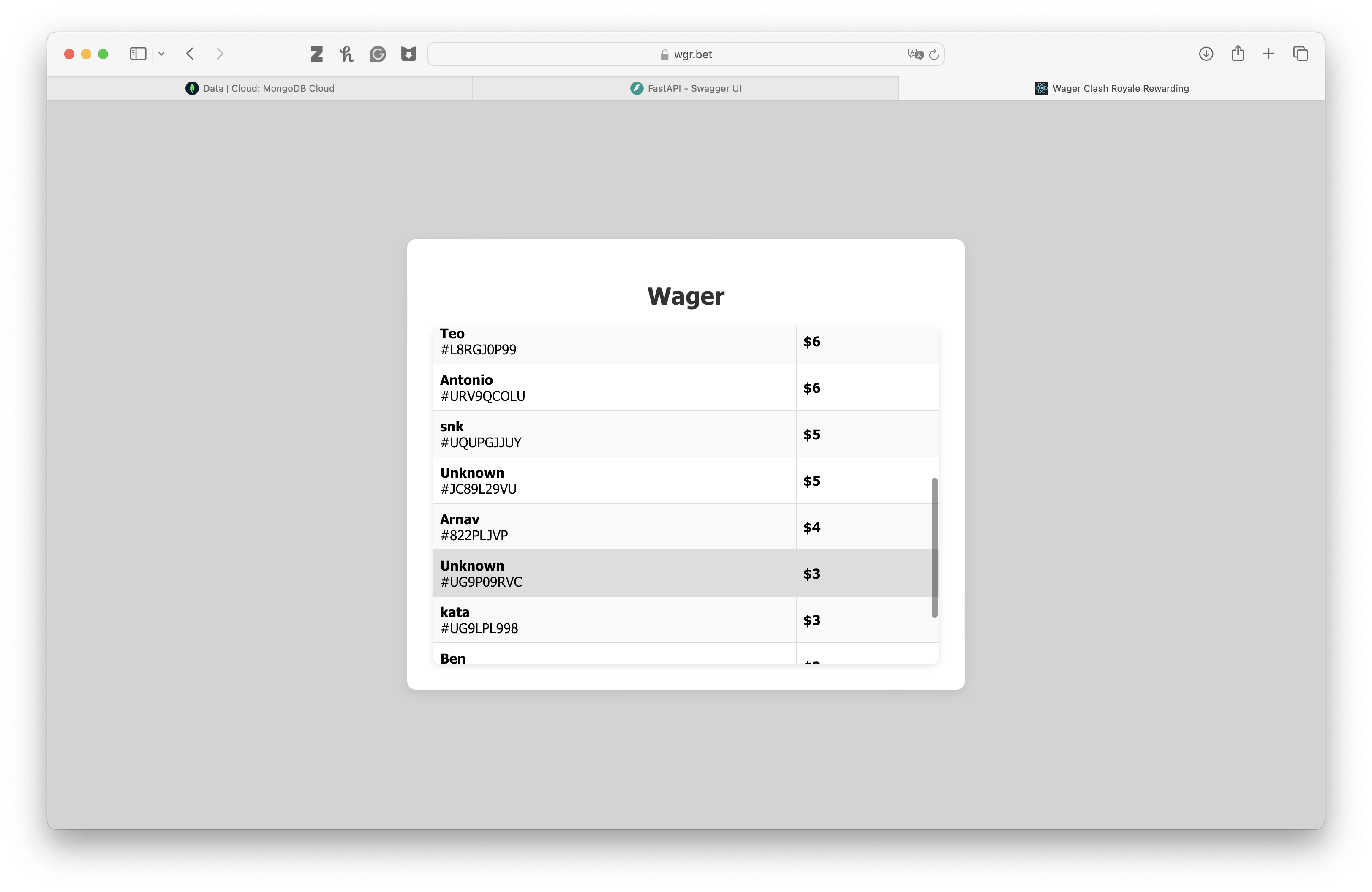 Desktop wager creation screen where players enter their Clash Royale user tags, choose a bet amount, and jump into a friendly match.